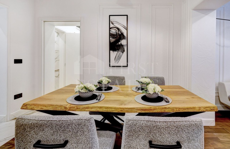 Продава 3-СТАЕН, гр. София, Център, снимка 3 - Апартаменти - 53341893