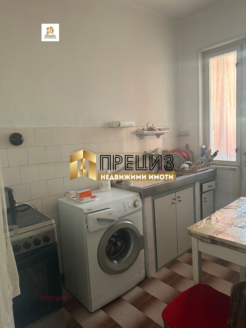 Продава 3-СТАЕН, гр. Шумен, Добруджански