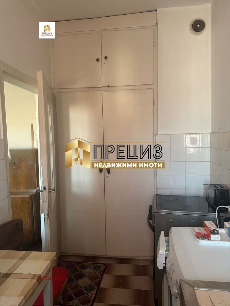 Продава 3-СТАЕН, гр. Шумен, Добруджански, снимка 2 - Апартаменти - 55300996