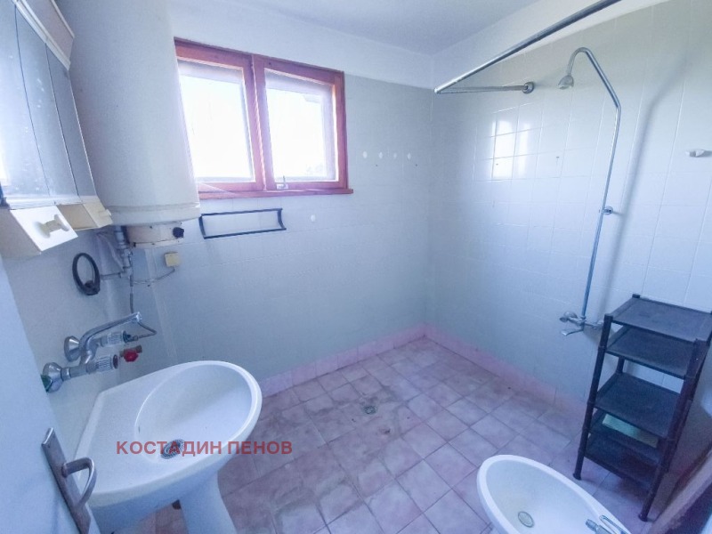 Продава  Къща област Пловдив , с. Чешнегирово , 600 кв.м | 43179397 - изображение [14]