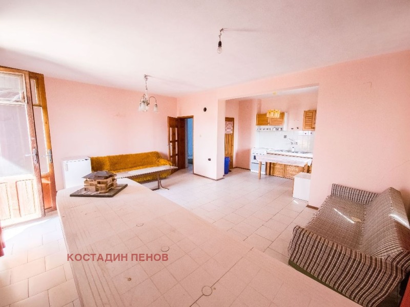 Продава  Къща област Пловдив , с. Чешнегирово , 600 кв.м | 43179397 - изображение [13]