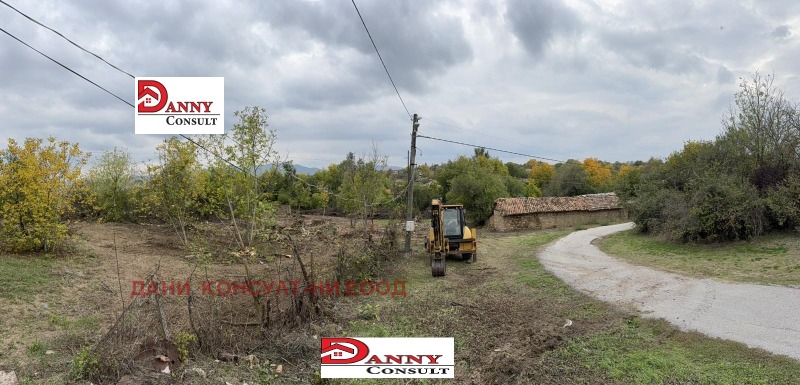 Продава  Парцел област Велико Търново , с. Церова кория , 2200 кв.м | 62566236 - изображение [6]