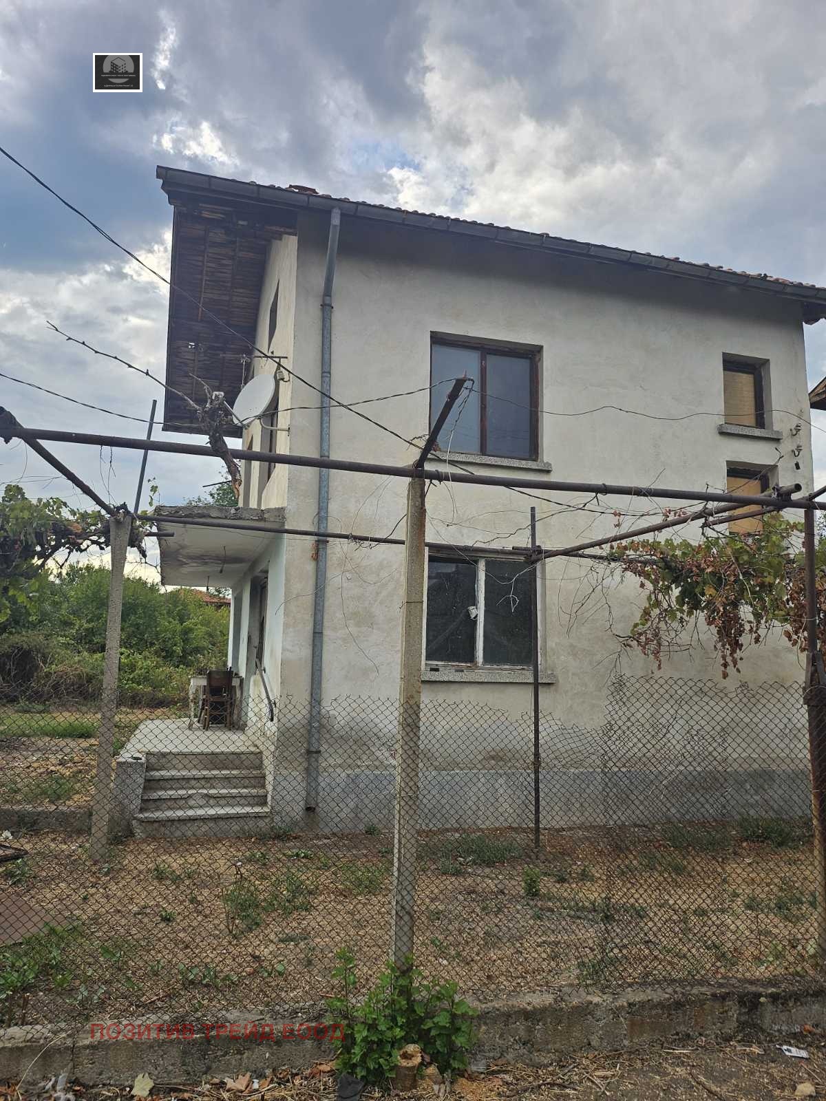 Продава КЪЩА, с. Боровец, област Кюстендил