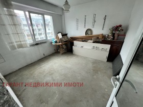 2-стаен град Габрово, Трендафил 1 2