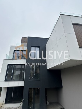 Maisonette m-t Gardova glava, Sofia 1