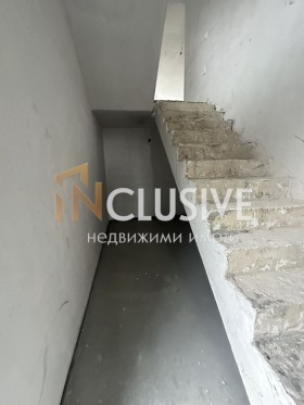 Maisonette m-t Gardova glava, Sofia 12