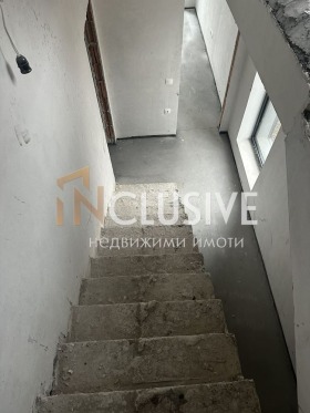 Maisonette m-t Gardova glava, Sofia 16