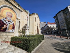 Piso de la casa Tsentar, Varna 1