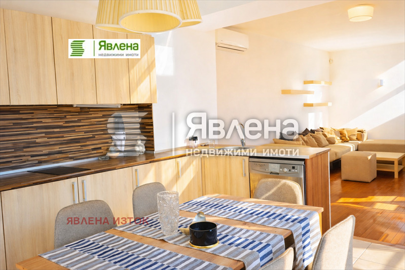 Продава 4-СТАЕН, гр. София, Изток, снимка 3 - Апартаменти - 53687837