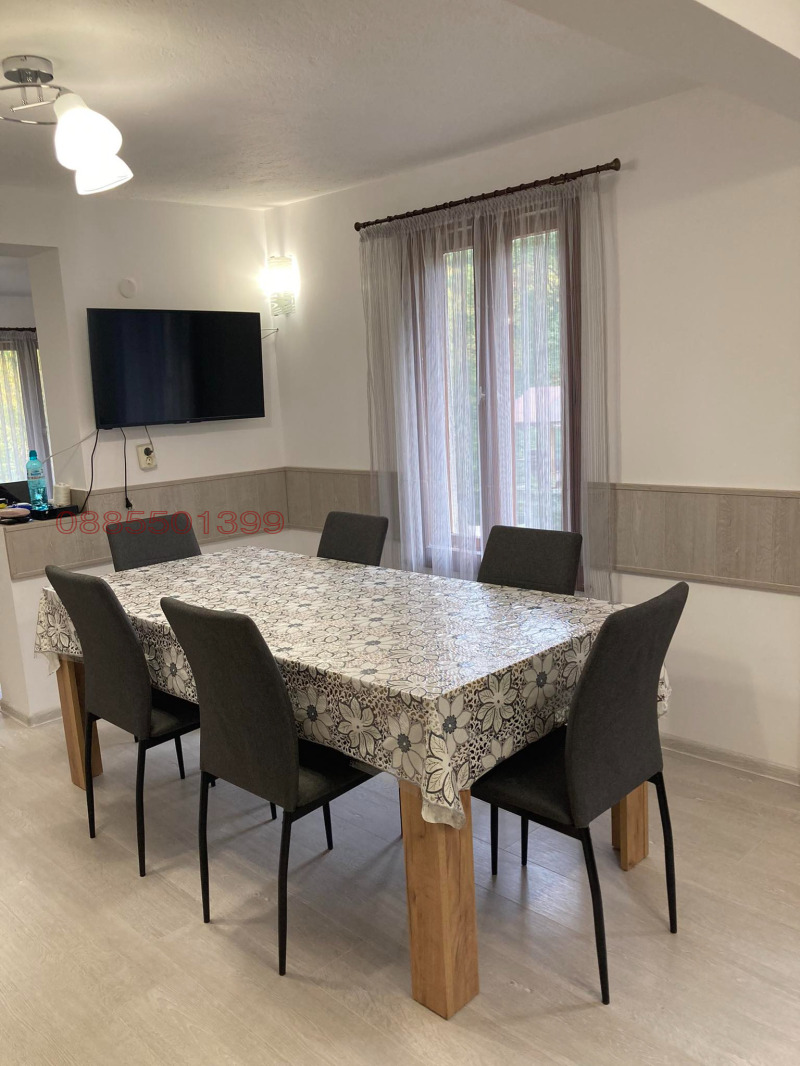 Продава КЪЩА, гр. Котел, област Сливен, снимка 3 - Къщи - 52779244