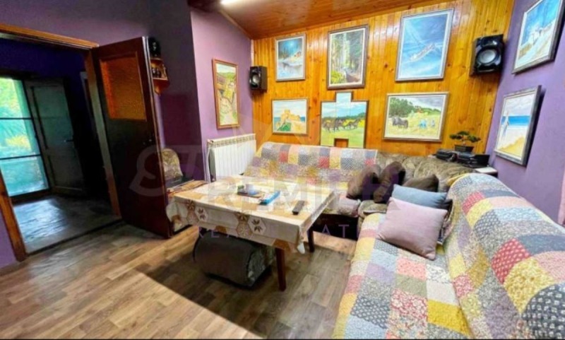 Продава КЪЩА, с. Котленци, област Добрич, снимка 12 - Къщи - 53022746