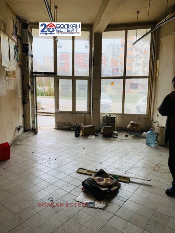 Продава МАГАЗИН, гр. Велико Търново, Колю Фичето, снимка 2 - Магазини - 52153106