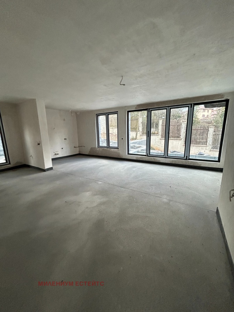 Продава 3-СТАЕН в град София, Бояна - 218 кв.м / 382 280 € » 747 674.69 лв., МИЛЕНИУМ ЕСТЕЙТС