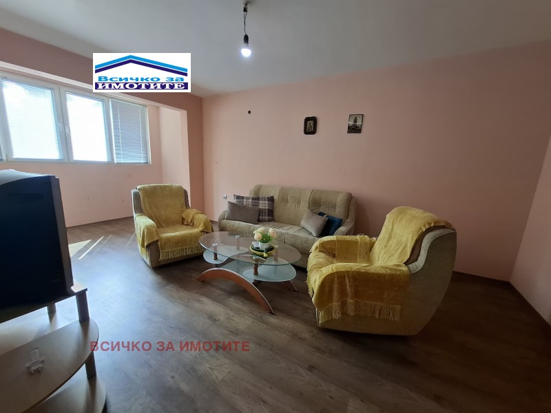 Продаја  2 спаваће собе Русе , Здравец Север 1 , 80 м2 | 40449694
