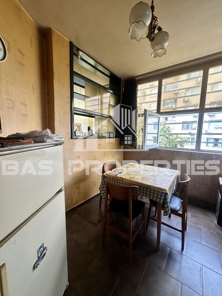 Продава МНОГОСТАЕН, гр. София, Павлово, снимка 5 - Апартаменти - 56082992