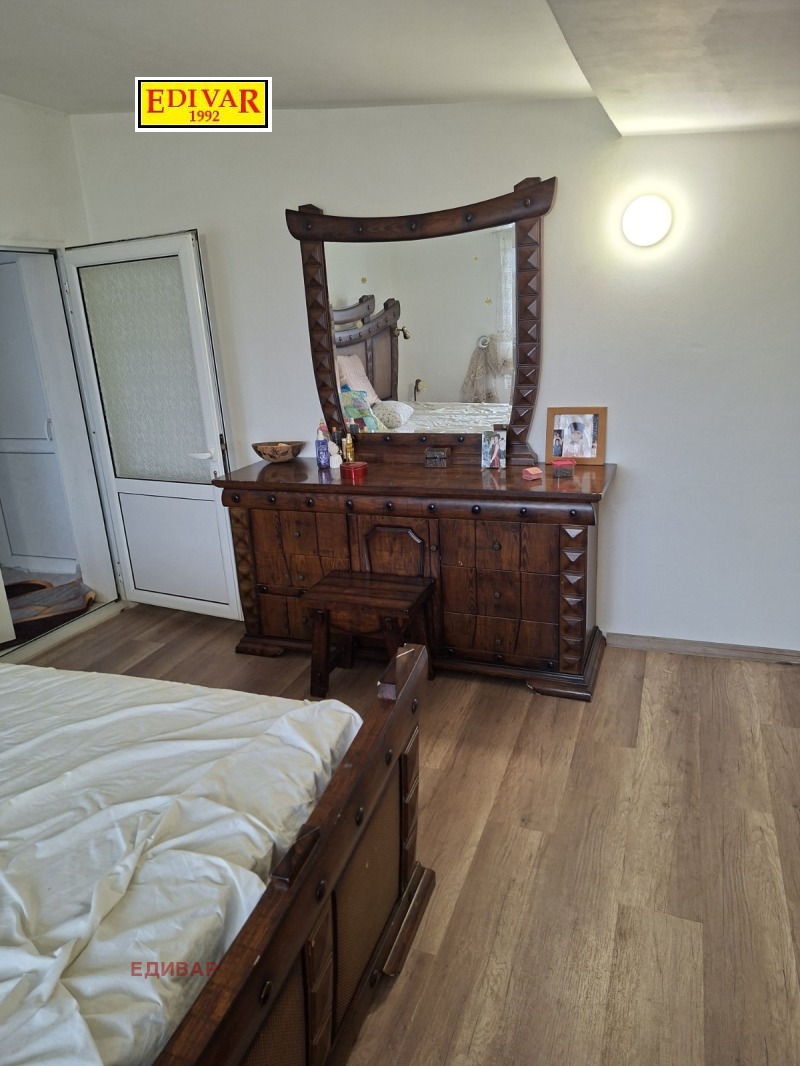 Продава КЪЩА, с. Гурково, област Добрич, снимка 6 - Къщи - 53438678