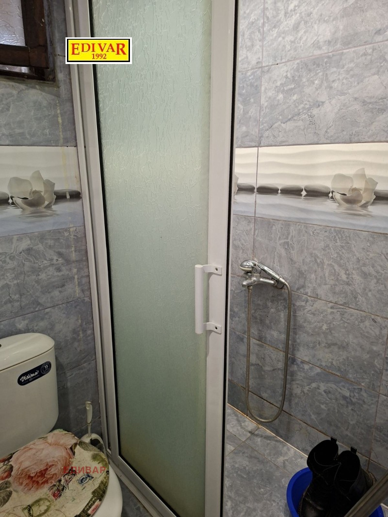 Продава КЪЩА, с. Гурково, област Добрич, снимка 10 - Къщи - 53438678