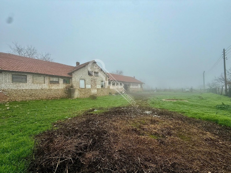 Продава ПРОМ. ПОМЕЩЕНИЕ, с. Коевци, област Велико Търново