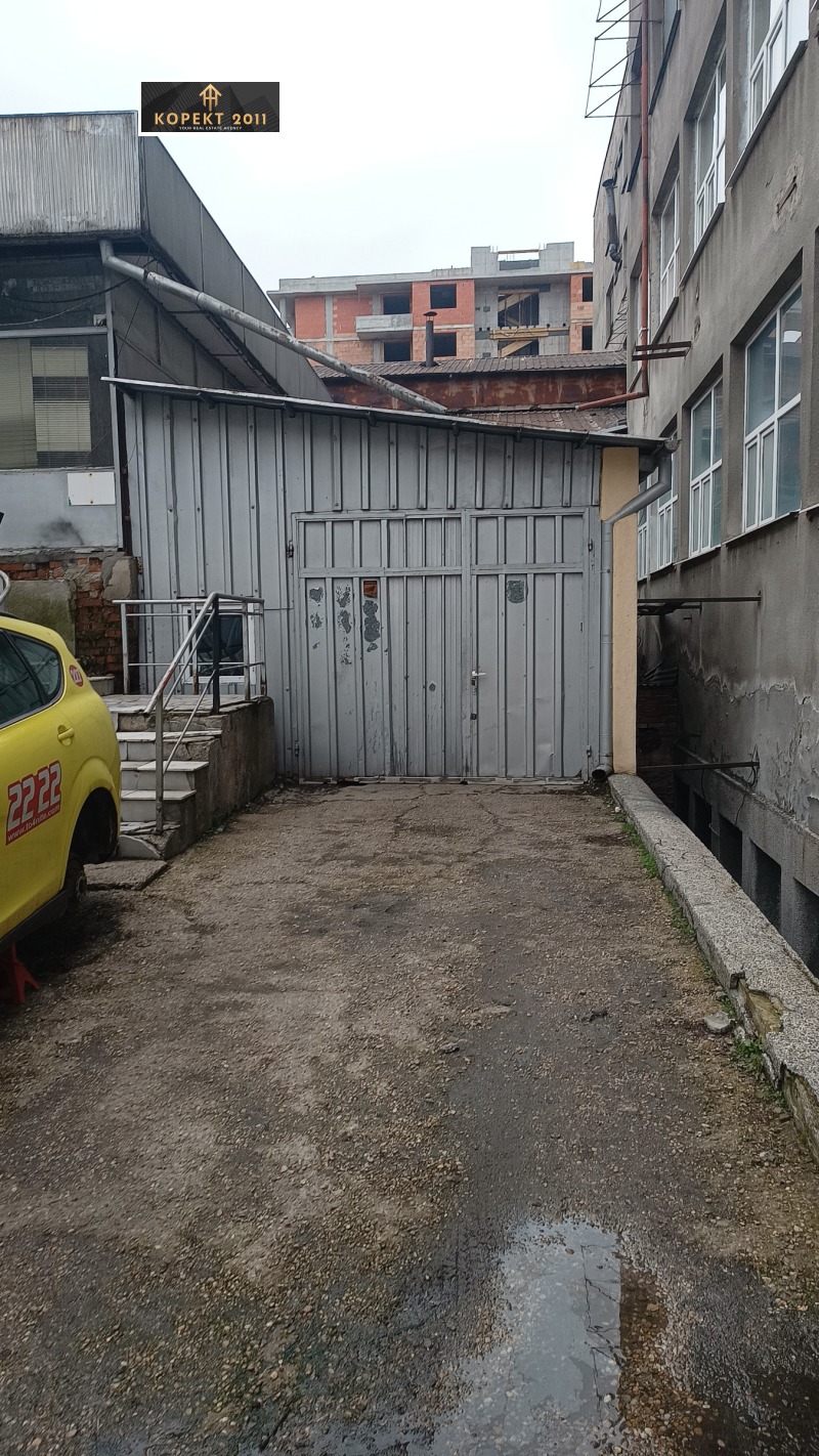 Продава ПРОМ. ПОМЕЩЕНИЕ, гр. Русе, Родина 1, снимка 16 - Производствени сгради - 53426741