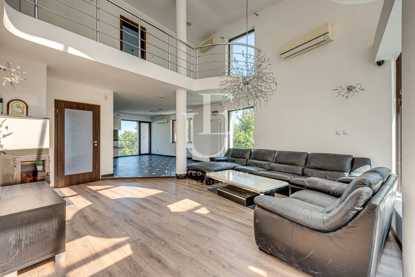 Продава КЪЩА, гр. София, гр. Банкя, снимка 2 - Къщи - 51850325