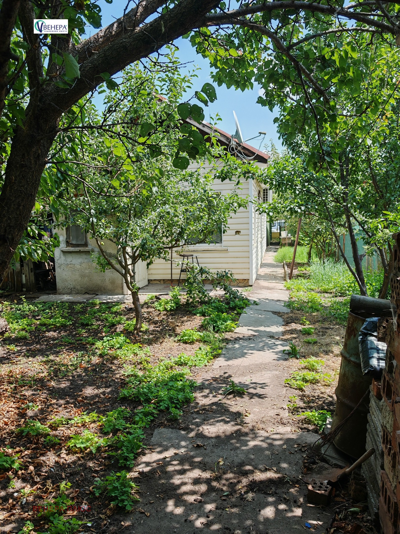 Продава КЪЩА, гр. София, с. Волуяк, снимка 3 - Къщи - 55215366
