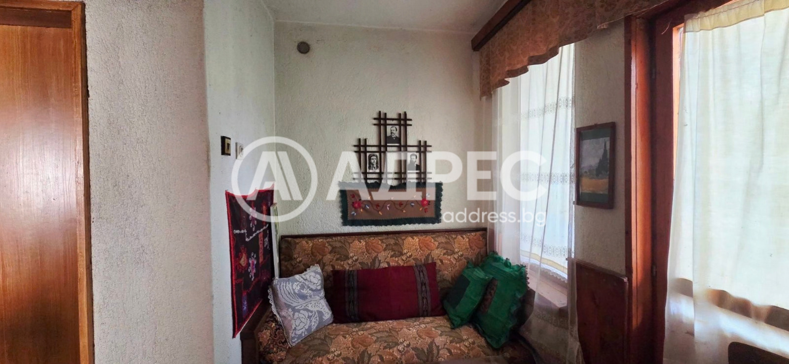 Продава КЪЩА, гр. Калофер, област Пловдив, снимка 9 - Къщи - 56200027