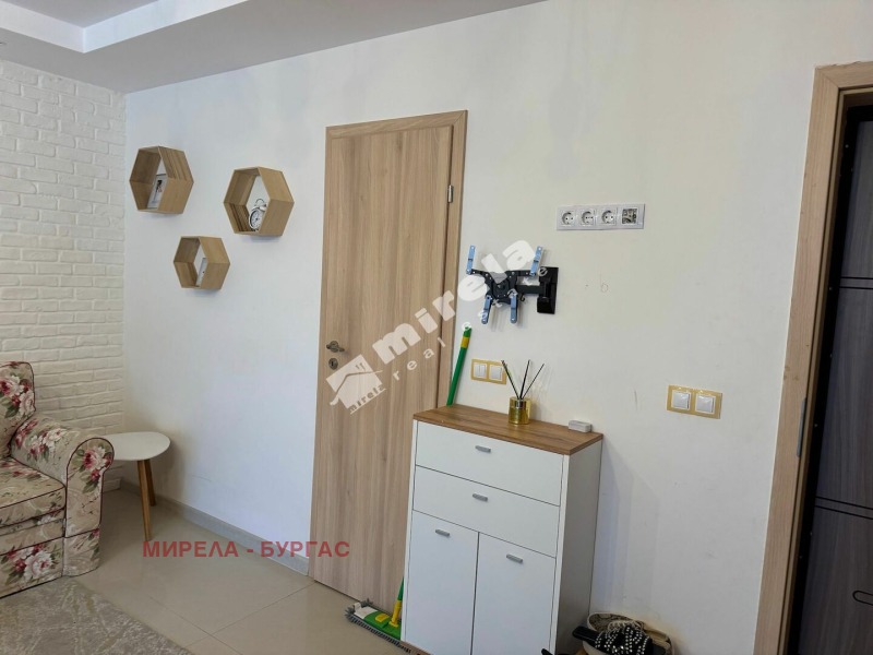 À venda  1 quarto região Burgas , k.k. Slantchev briag , 76 m² | 79793902 - imagem [8]