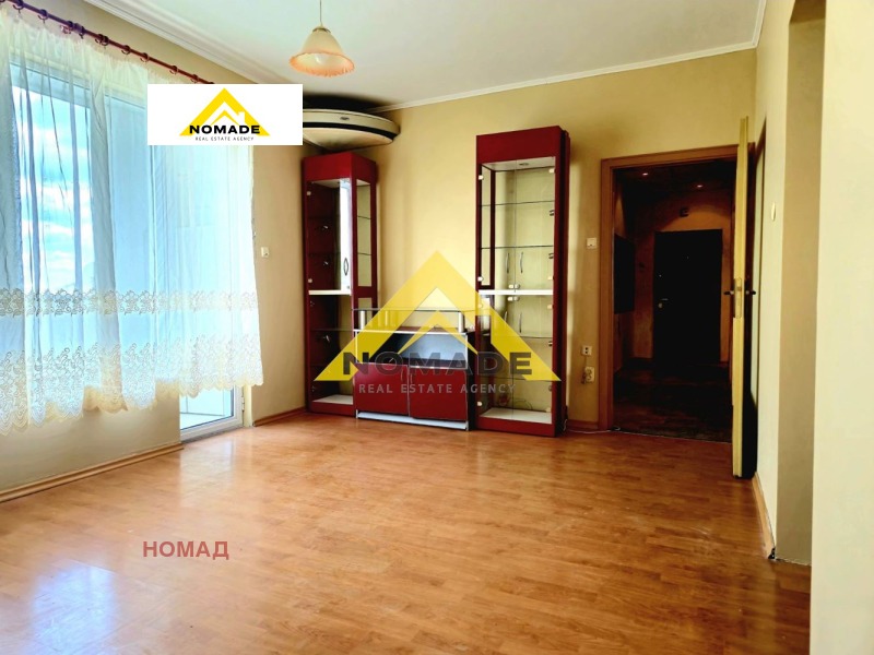 Eladó  2 hálószobás Plovdiv , Centar , 92 négyzetméter | 87744282