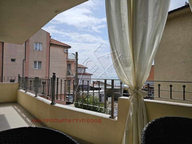 In vendita  2 camere da letto Burgas , Sarafovo , 110 mq | 82615862