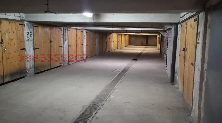 Продава ГАРАЖ, ПАРКОМЯСТО, гр. София, Белите брези