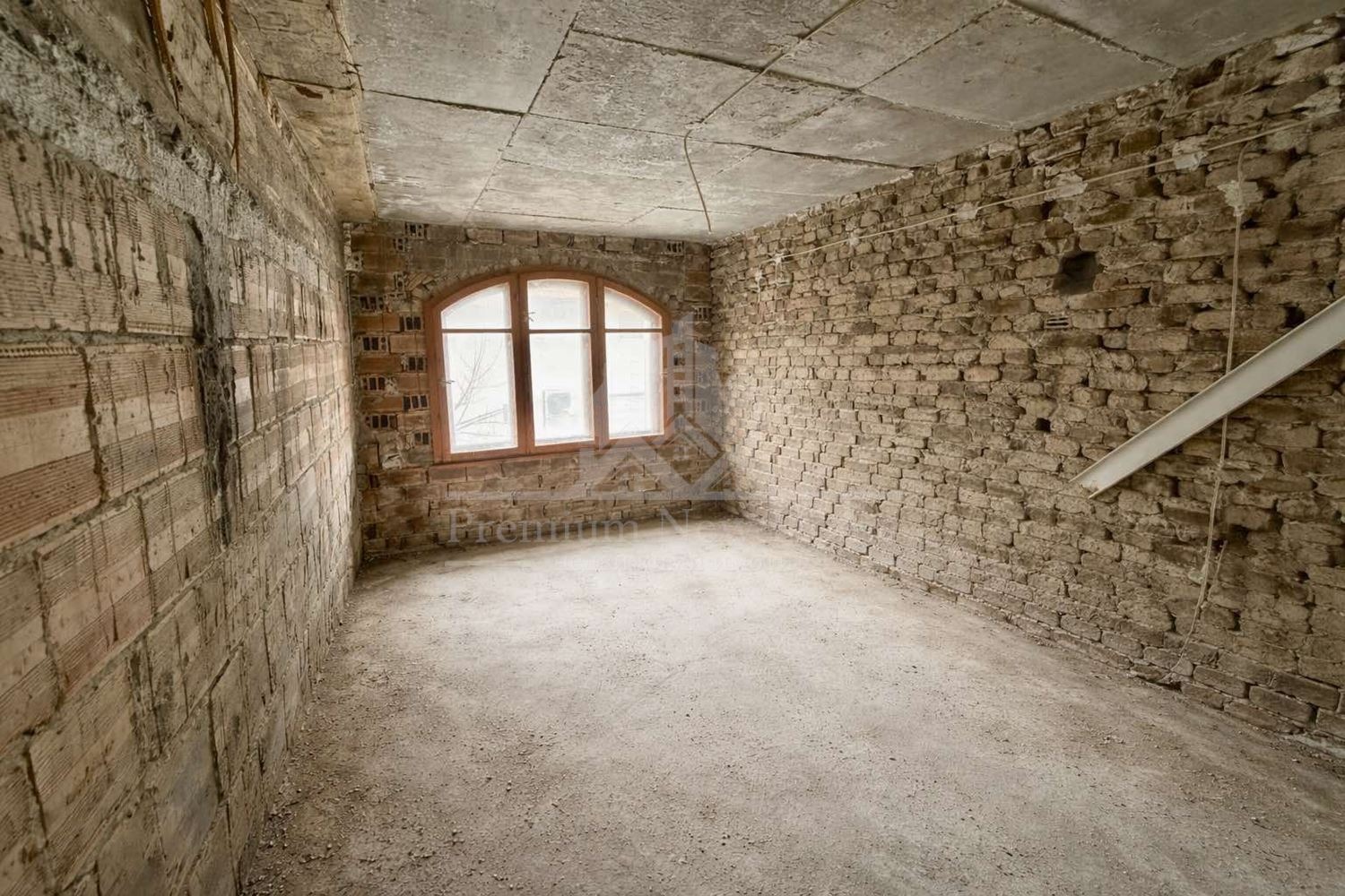 Продава ЕТАЖ ОТ КЪЩА, гр. София, Люлин 9