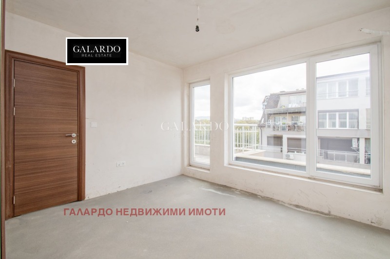 Продава 3-СТАЕН, гр. София, Център, снимка 4 - Aпартаменти - 48038513