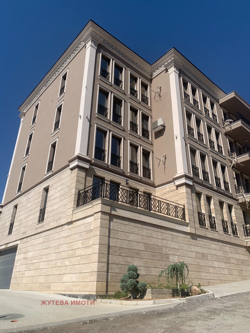 Продава  3-стаен област Пловдив , гр. Карлово , 119 кв.м | 24018205 - изображение [8]