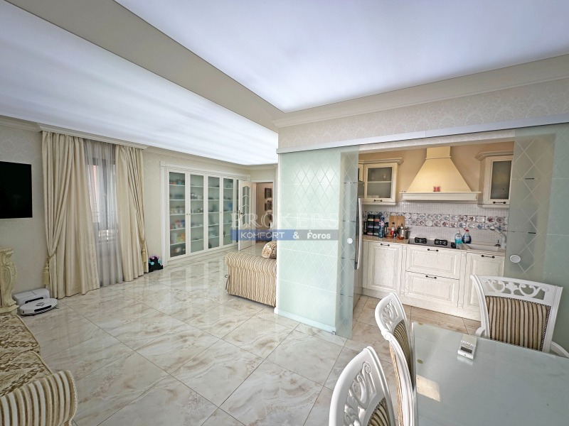 Продава МНОГОСТАЕН, гр. Варна, Фестивален комплекс, снимка 2 - Апартаменти - 52661169