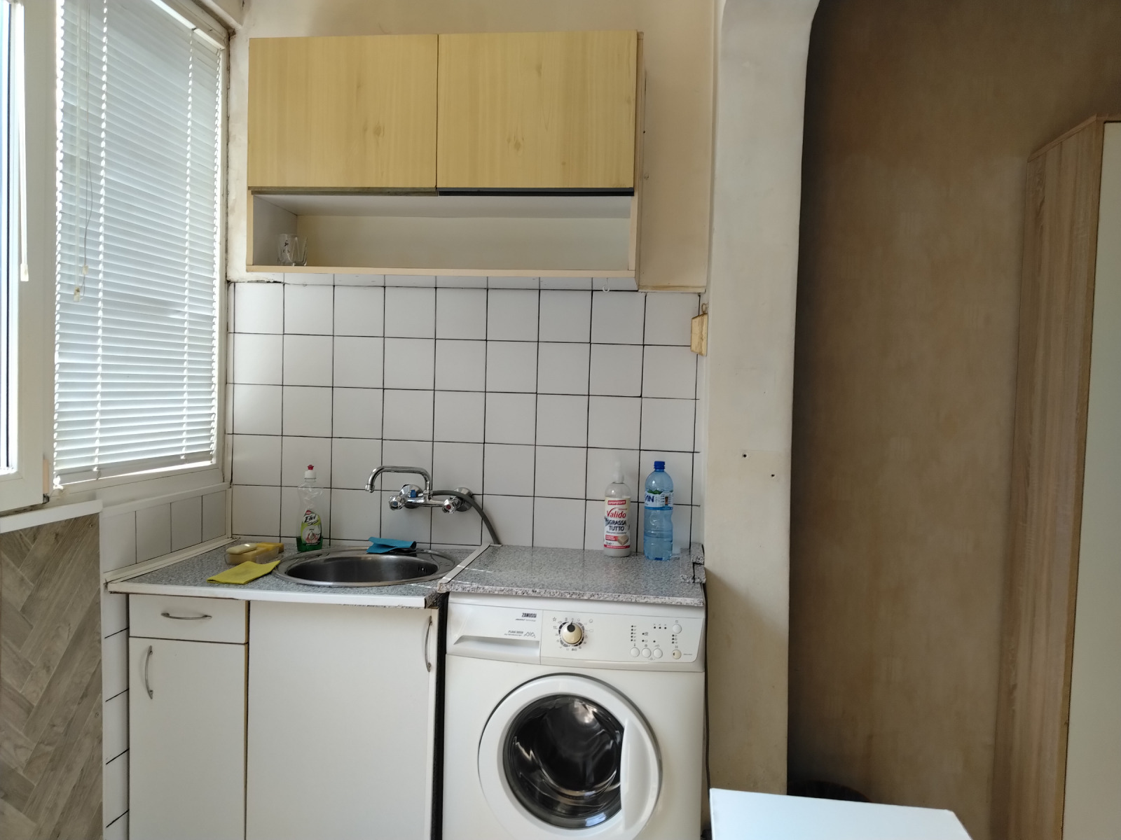 Продава 1-СТАЕН, гр. София, Люлин 7, снимка 4 - Апартаменти - 56039634
