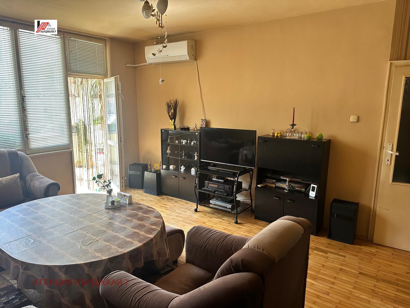 Продава МНОГОСТАЕН, гр. Кърджали, Център, снимка 4 - Апартаменти - 54154114