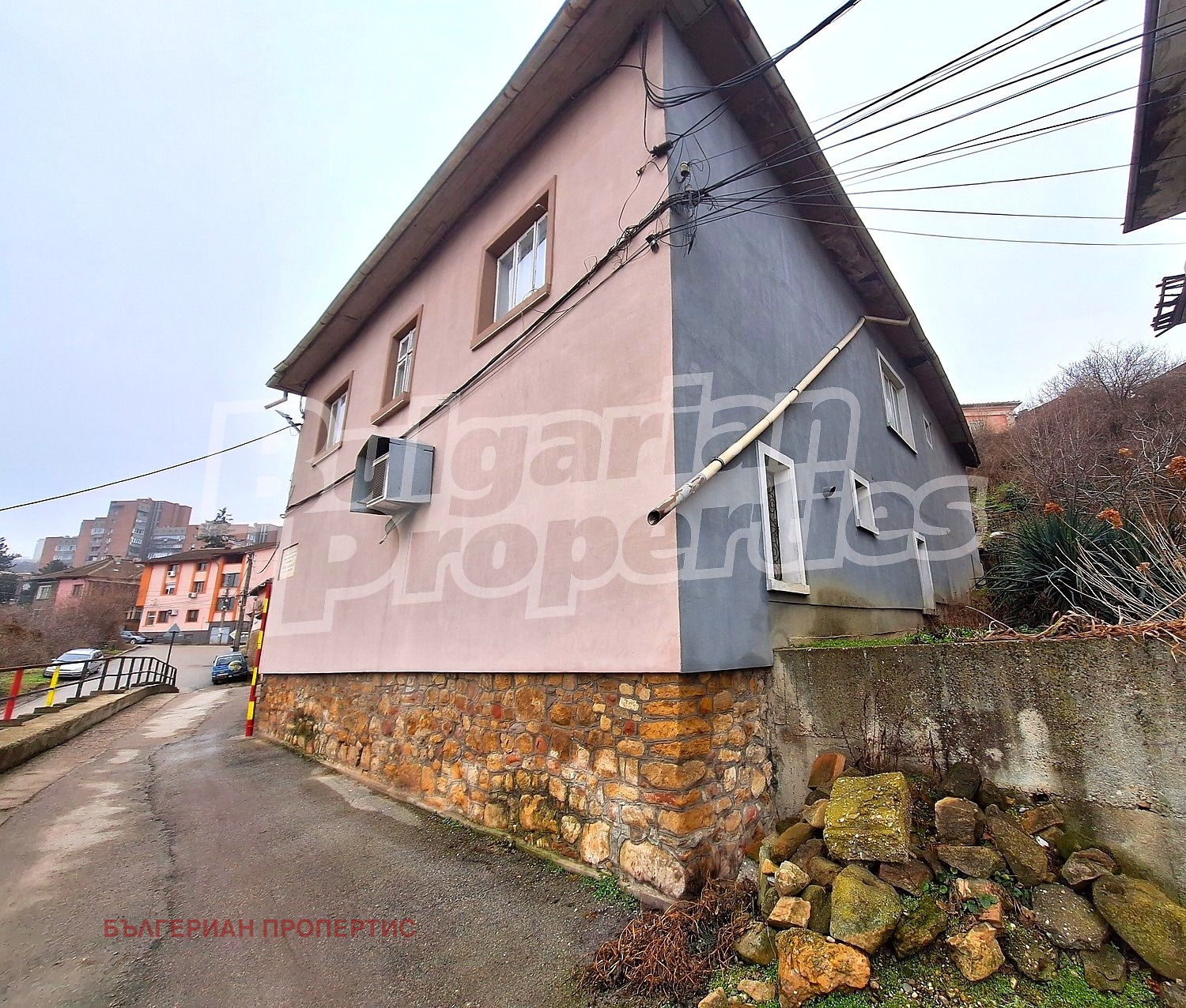 Продава КЪЩА, гр. Свищов, област Велико Търново, снимка 2 - Къщи - 53634593