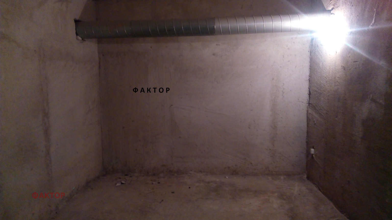 Продава ГАРАЖ, ПАРКОМЯСТО, гр. Пловдив, Център, снимка 1 - Гаражи и паркоместа - 54066109