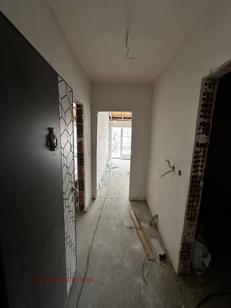 Продава 3-СТАЕН в област Пазарджик, гр. Велинград - 94 кв.м / 94 600 € » 185 021.52 лв., ДАНИЕЛИССТРОЙ