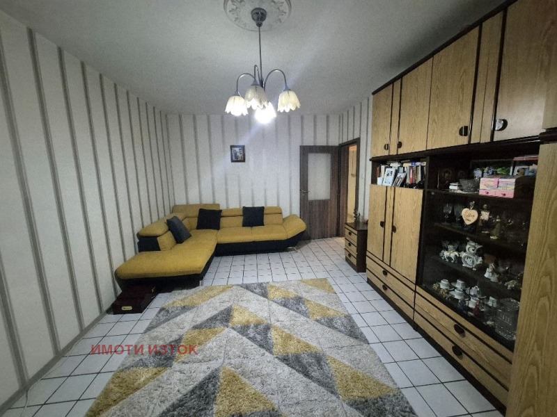 À venda  1 quarto Pernik , Iztok , 65 m² | 50152477 - imagem [2]