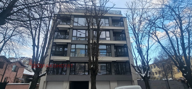 Продава 2-СТАЕН, град София, Център • 234400 € / 458446.55 лв. • 94209955 1