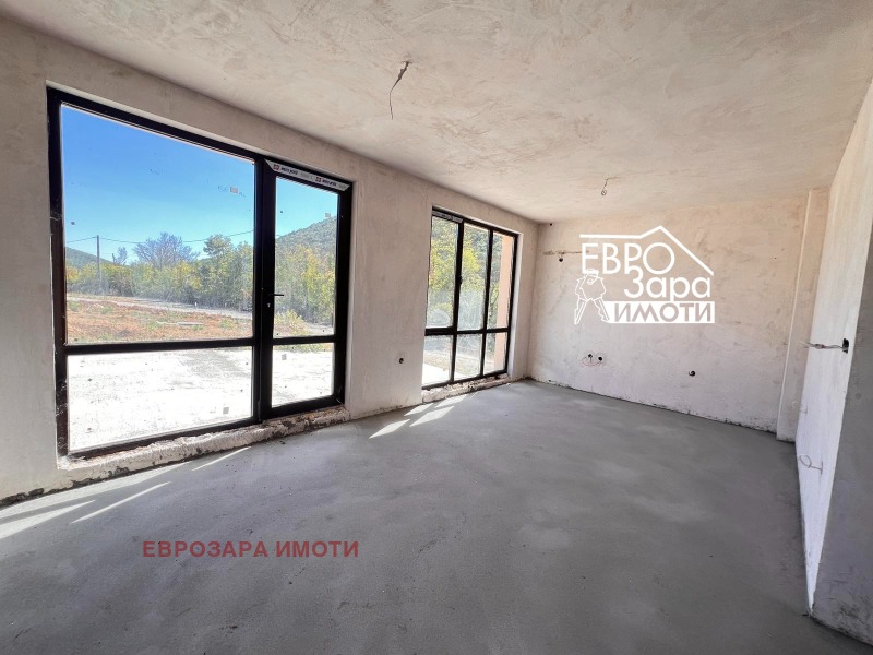 Продава КЪЩА, с. Пряпорец, област Стара Загора, снимка 4 - Къщи - 53153398