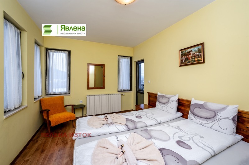 Продава КЪЩА, гр. Годеч, област София област, снимка 16 - Къщи - 53282758