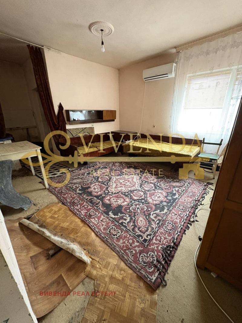 Продава КЪЩА, с. Биволаре, област Плевен, снимка 3 - Къщи - 53323437