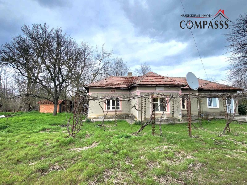 Продава КЪЩА в област Добрич, с. Равнец - 127 кв.м / 19 000 € » 37 160.77 лв., КОМПАС 7