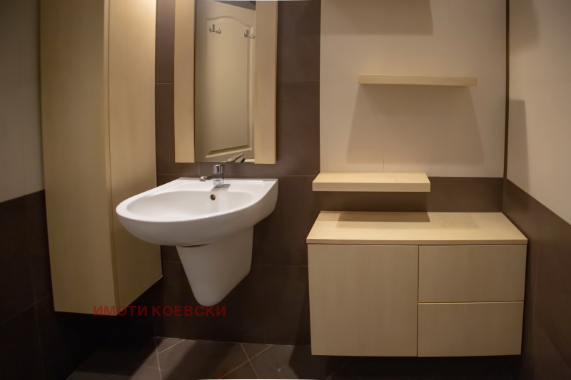 Till salu  2 sovrum Sofia , Darvenica , 105 kvm | 39006891 - bild [9]