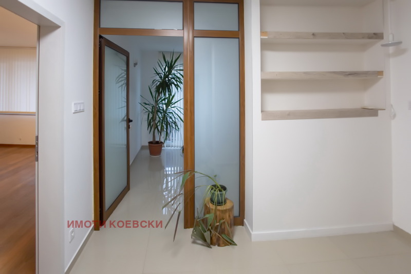 Till salu  2 sovrum Sofia , Darvenica , 105 kvm | 39006891 - bild [6]