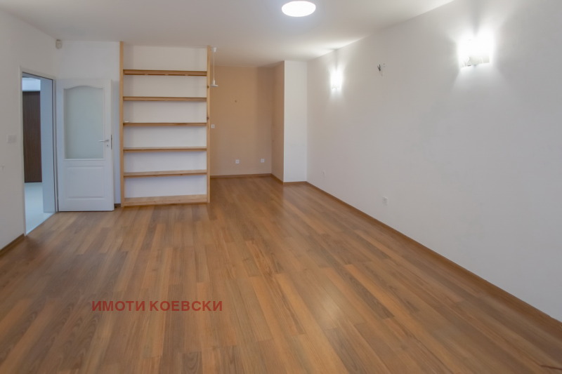 Till salu  2 sovrum Sofia , Darvenica , 105 kvm | 39006891 - bild [2]