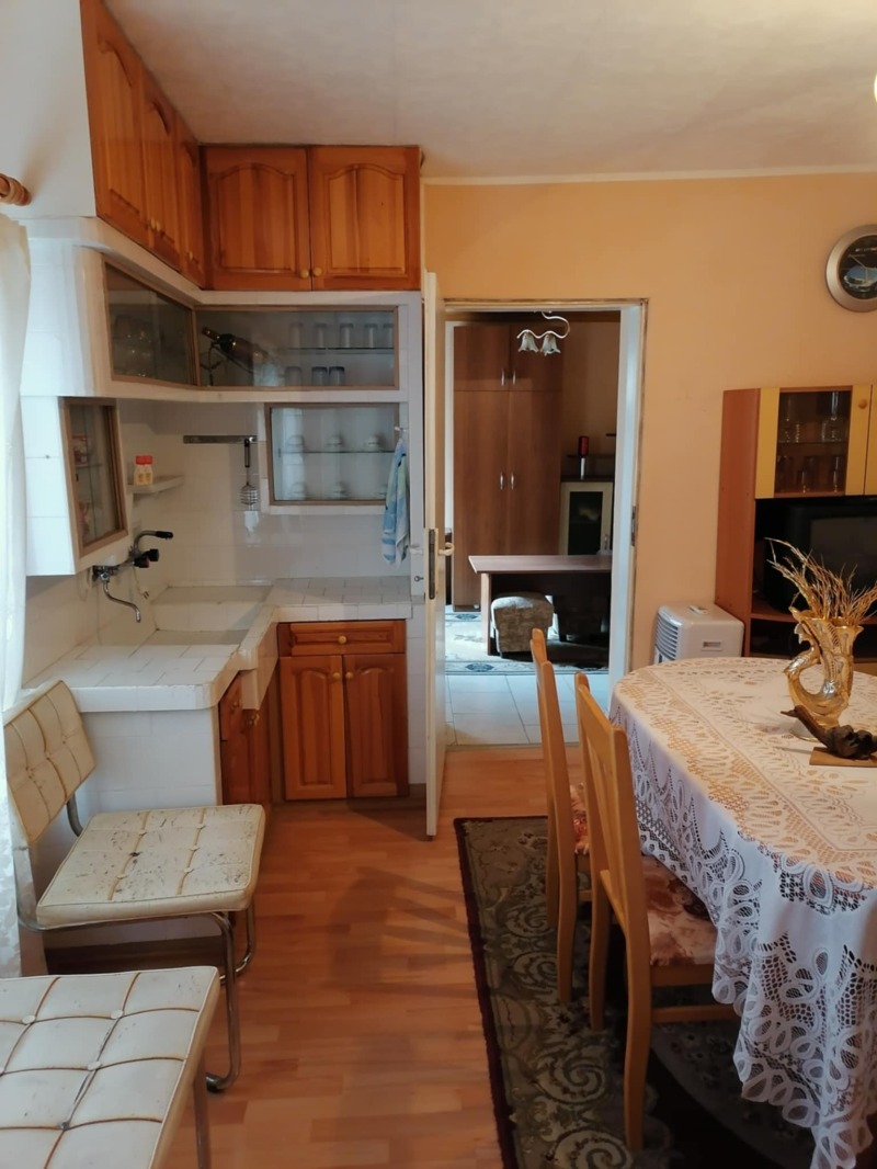 Myytävänä  Talo Stara Zagora , Tsentar , 136 neliömetriä | 55831693 - kuva [6]