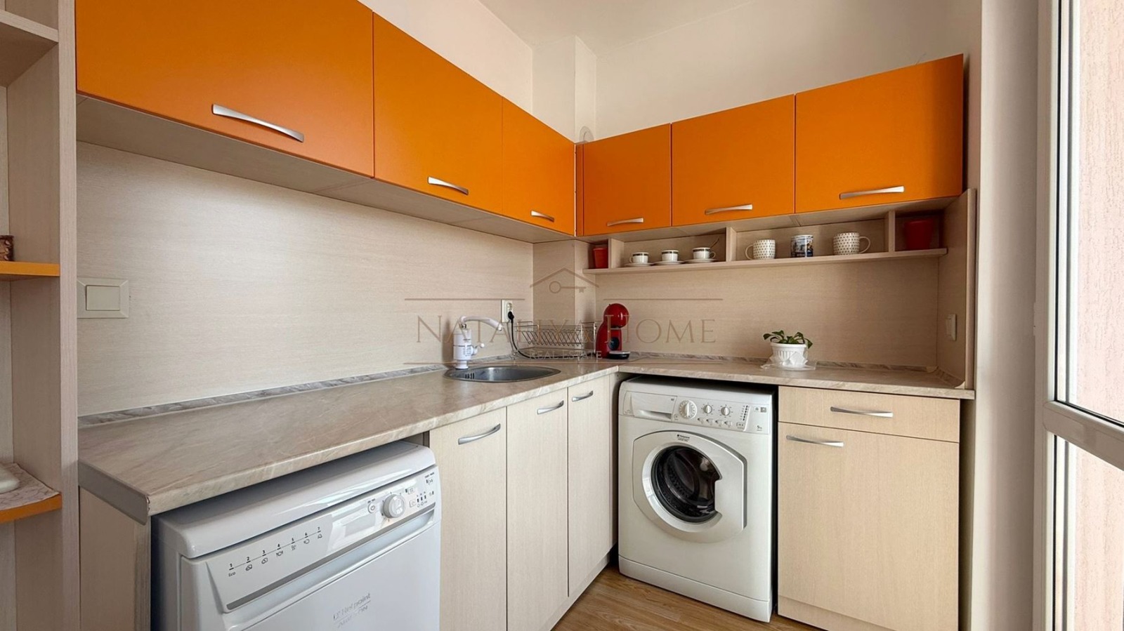 Продава 2-СТАЕН, гр. Бургас, Сарафово